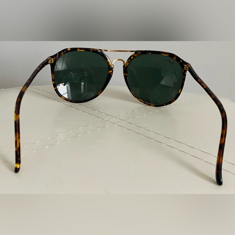 RAY BAN WOMENS TORTOISE /GOLD FRAME SUNGLASSES - Picture 3 of 4
